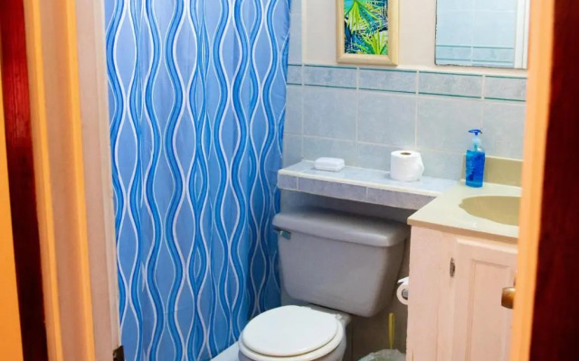 Tropical Breeze Guest House