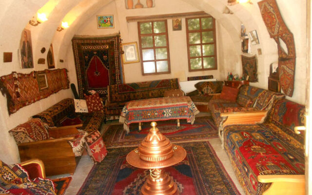 Sofa Hotel