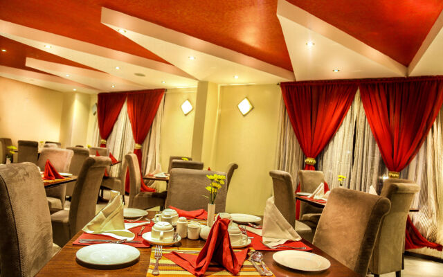 The Monarch Hotel