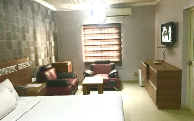 Zaaz Hotel