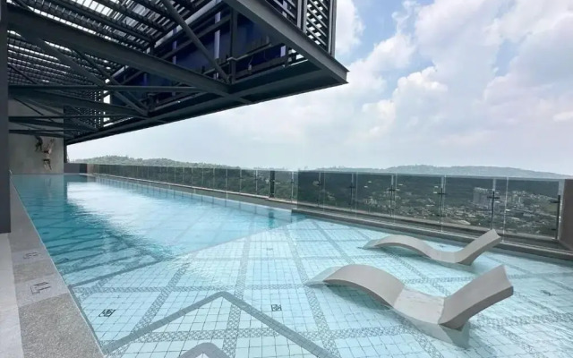 Mossaz by Manhattan Group