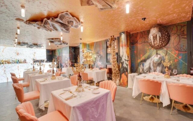 Collini Rooms