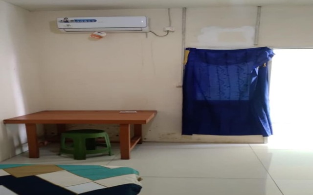 SPOT ON 93827 Rumah Kost Harapan Indah