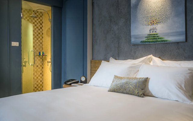 Bespoke Trendy Hotel Hanoi – Guest Rooms – Hanoi