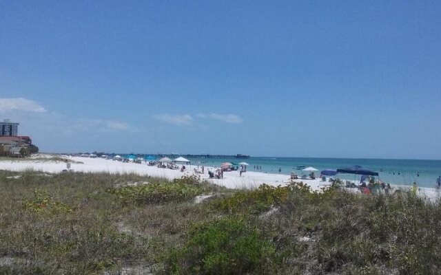 Siesta Motel and Surfside Cabanas