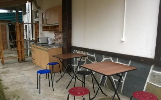Alpic Guest House