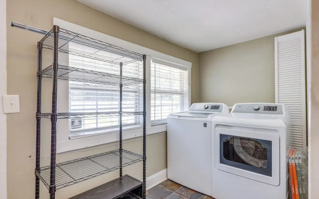 Beautiful Jacksonville Home: Walkable Location!