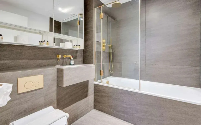 Chic 3-bedroom Condo