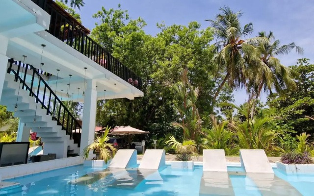 Lucky Beach Resort