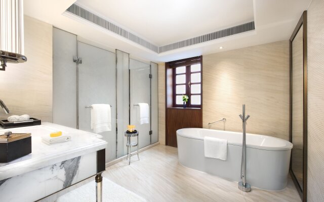 Capella Shanghai, Jian Ye Li