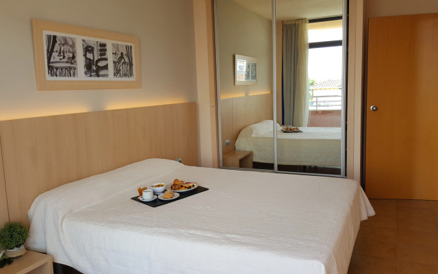 Advise Hotels Reina