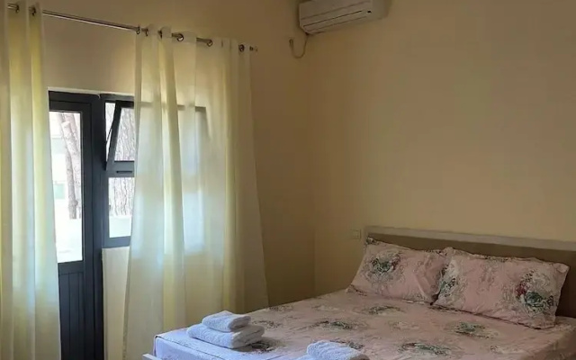 Canary Hotel