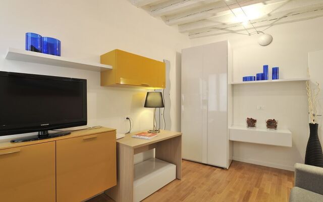 Venice Elegance by Wonderful Italy