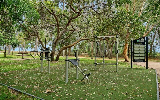 The Mediterranean Beachfront Groundfloor Apartment