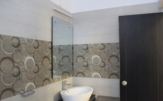 Hotel SDM Golden Tower