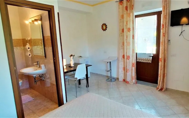 Tramonti Countryside Villa With Jacuzzi and Garden