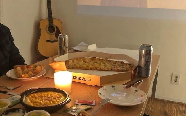 ZIBRO H guesthouse