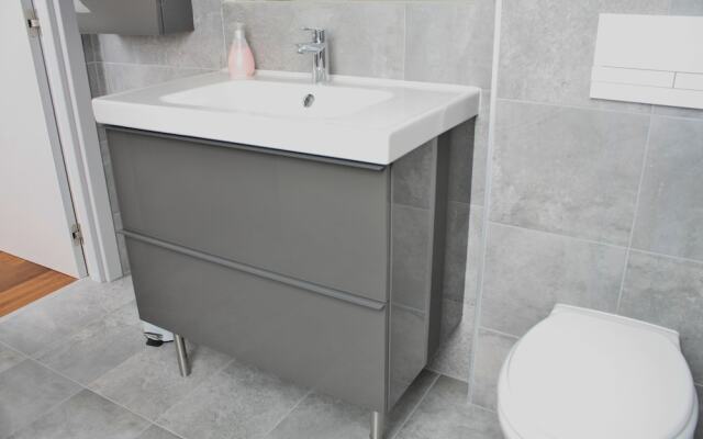 GoVienna 3BR Penthouse Apartment