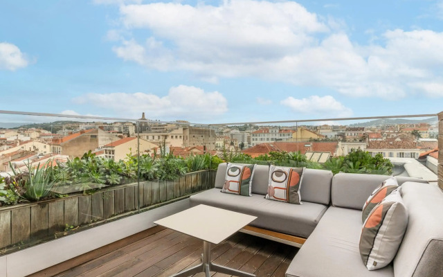 Five Seas by Inwood Hotels