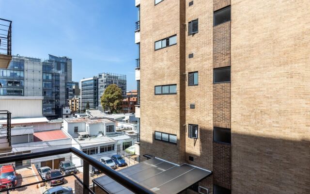 w Authentic Loft in Santa Ana