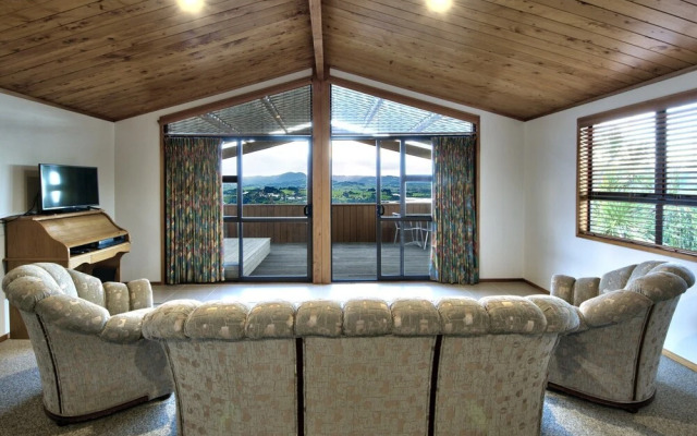 Sandspit Lodge