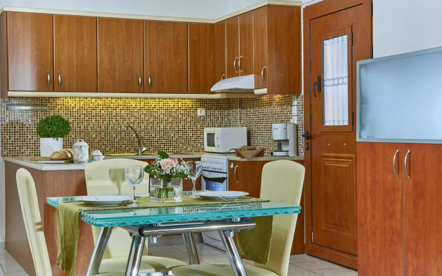 Keramos Villa and Apartments