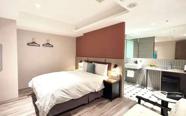 Fun Stay Inn Ximen