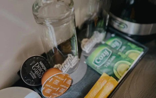 Tropical, Center District 1, HCMC