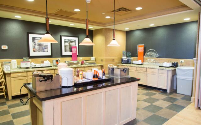 Hampton Inn & Suites Dodge City