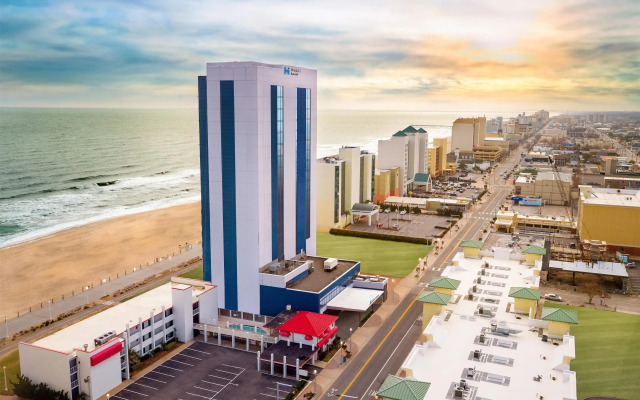 Hyatt House Virginia Beach / Oceanfront