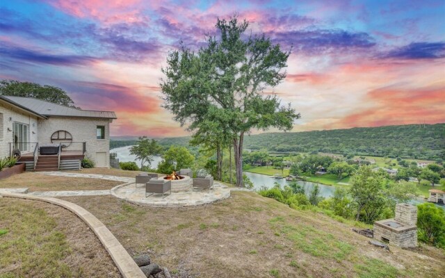 THE Above Vista Estate on Lake Austin