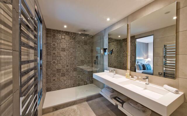 Golden Tulip Sophia Antipolis - Hotel And Spa