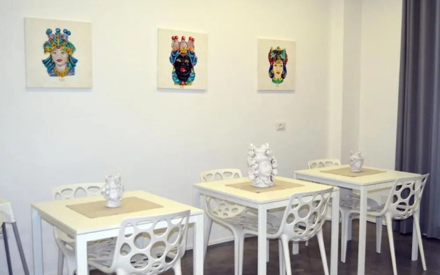 Abraxia Guesthouse