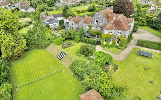 The Mount Somerton