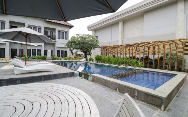 Airy Raya Pariwisata Kuta Lombok