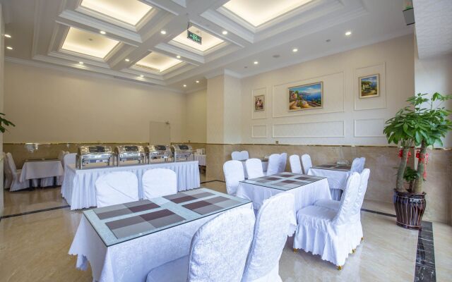 WheZhou New World Hotel