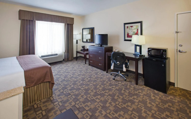 Holiday Inn Lincoln Southwest by IHG