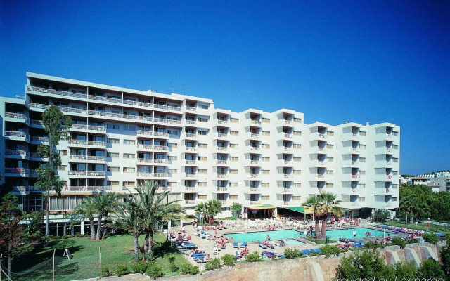 Vistasol Apartments
