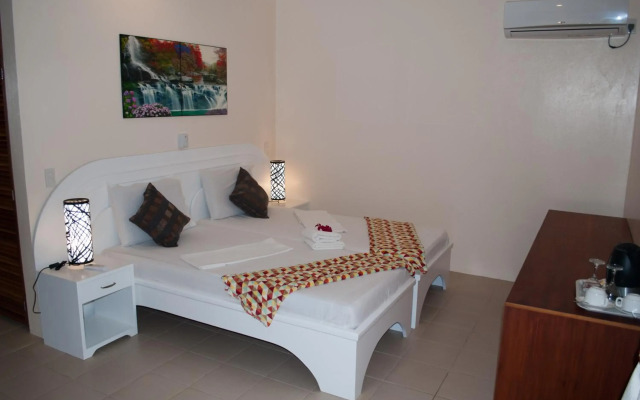 Quo Vadis Dive Resort Moalboal