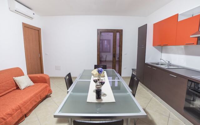 Panoramic Villa With Pool, Near the Beach