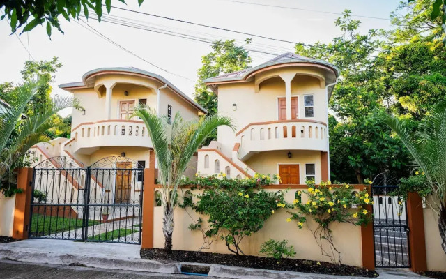 Valley Breeze Guest House
