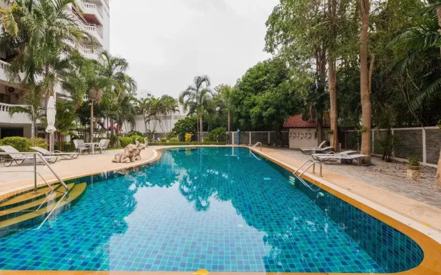 Pratumnak Town Villa By Pattaya Sunny