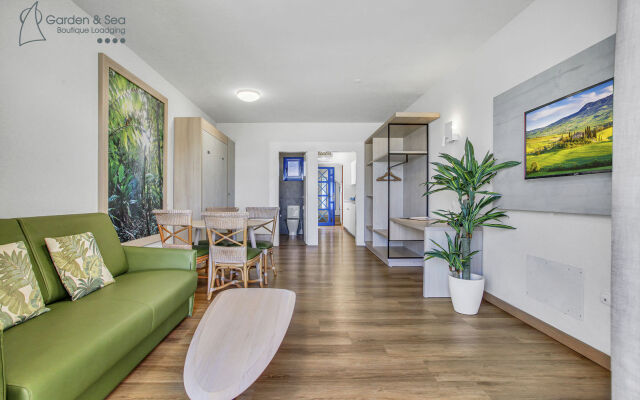 Garden and Sea Boutique Lodging by Livvo Apartamento