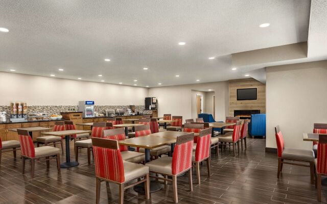 Country Inn & Suites by Radisson, Stillwater, MN
