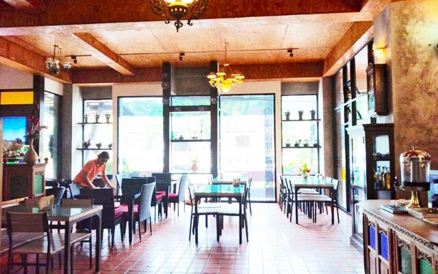 Jingjit Hotel