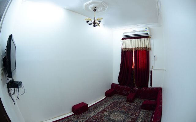 Al Eairy Furnished Apartments Dammam 2