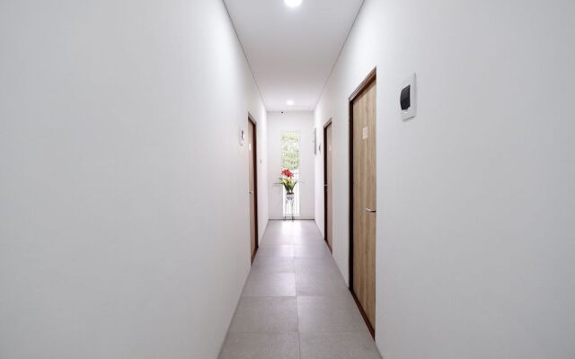 OYO 2298 Jebres House Syariah