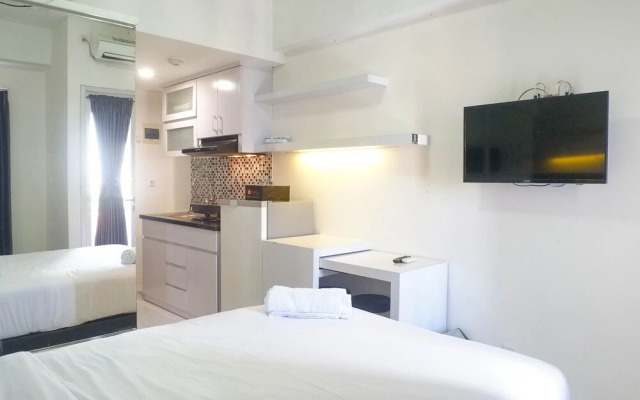 Cozy Living Studio Apartment At Puri Mas