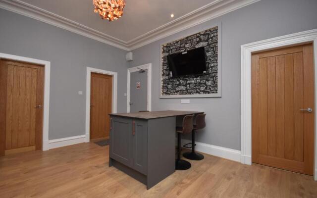 Signature Apartments