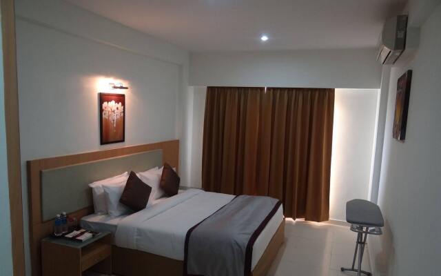 Spine Longer Apartment Hotel